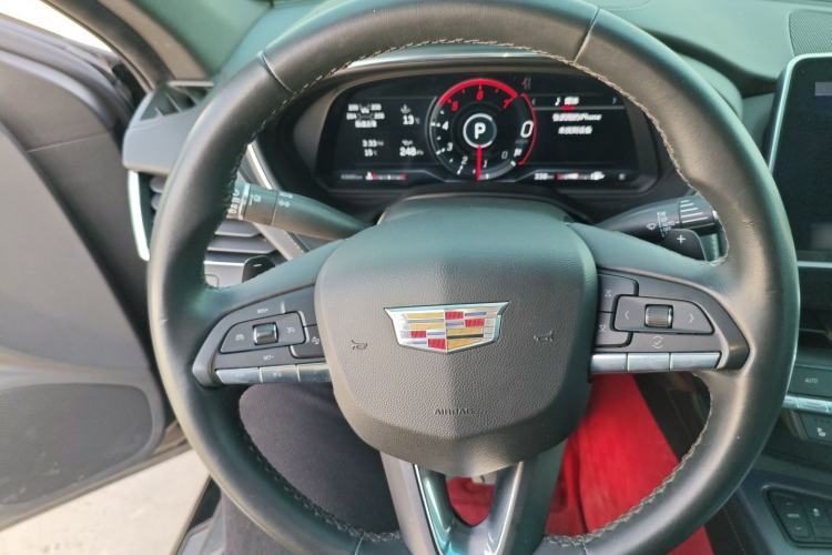 Used Cadillac CT5 2023 28T Luxury Edition (Standard Version) Steering Wheel