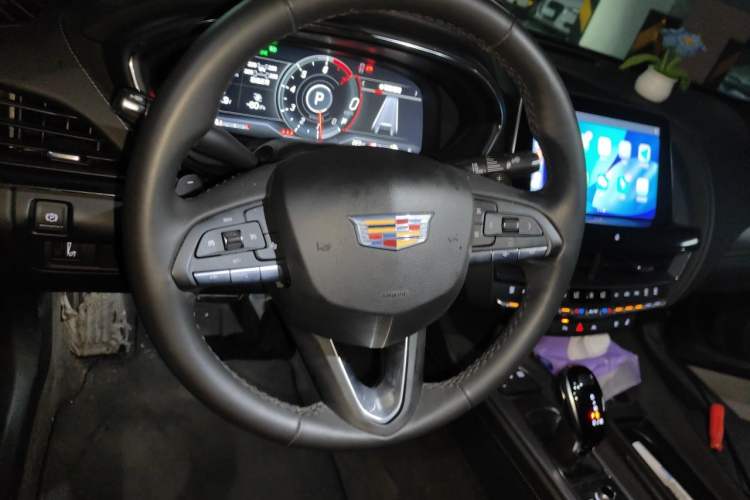 Used Cadillac CT5 2023 28T Luxury Edition (Standard Version) Steering Wheel