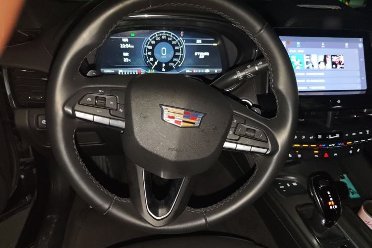 Used Cadillac CT5 2023 28T Luxury Edition (Standard Version) Steering Wheel