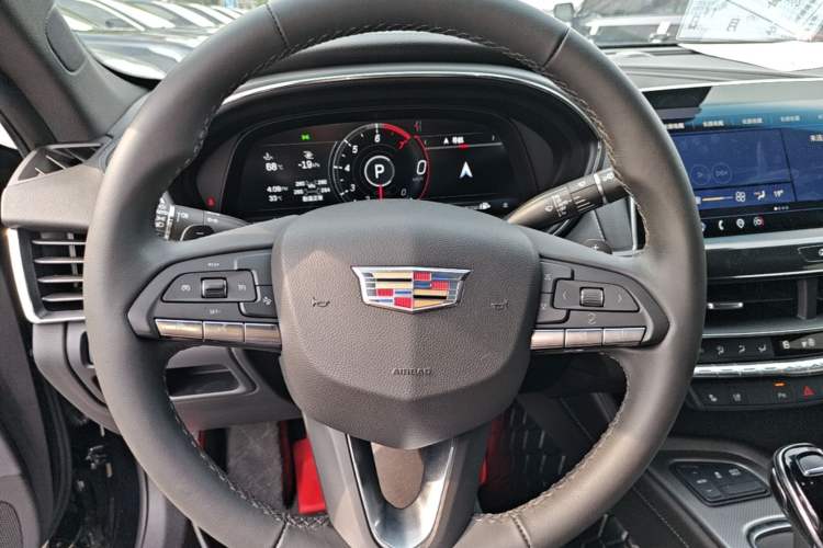Used Cadillac CT5 2023 28T Luxury Edition (Standard Version) Steering Wheel