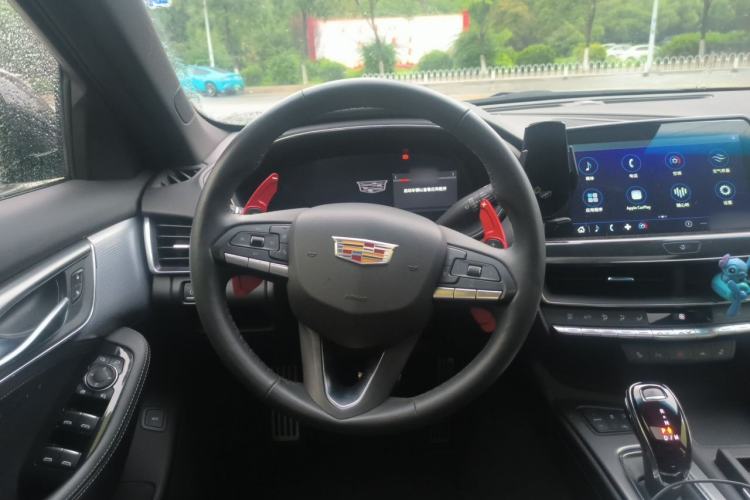 Used Cadillac CT5 2023 28T Prestige Model Steering Wheel
