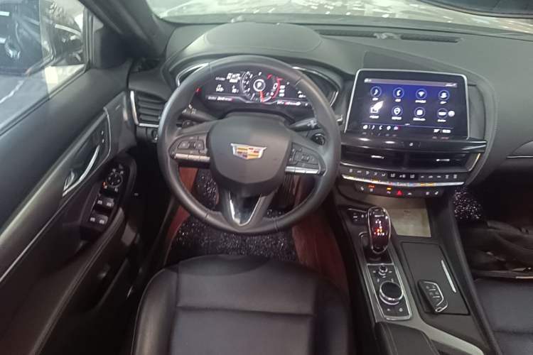 Used Cadillac CT5 2023 28T Luxury Edition (Standard Version) Steering Wheel