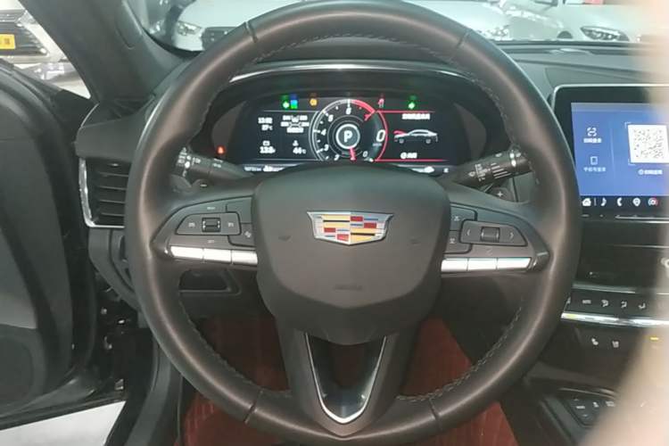 Used Cadillac CT5 2023 28T Luxury Edition (Standard Version) Steering Wheel