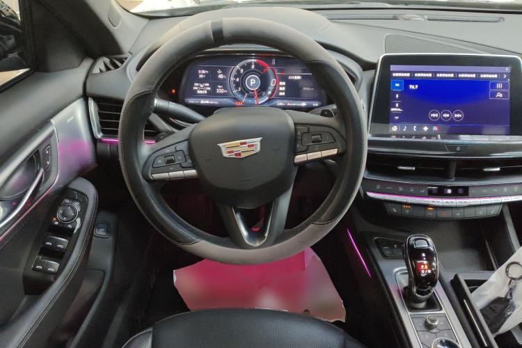 Used Cadillac CT5 2023 28T Luxury Edition (Standard Version) Steering Wheel