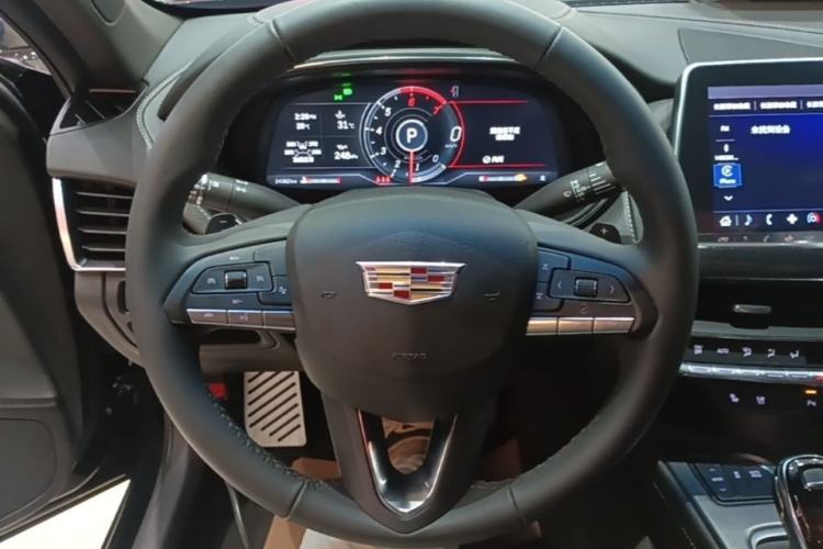 Used Cadillac CT5 2023 28T Luxury Edition (Standard Version) Steering Wheel