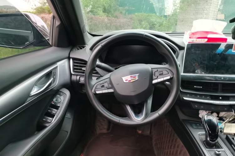 Used Cadillac CT5 2023 28T Luxury Edition (Standard Version) Steering Wheel
