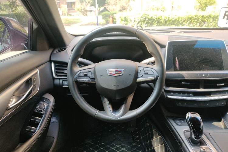 Used Cadillac CT5 2023 28T Luxury Edition (Standard Version) Steering Wheel