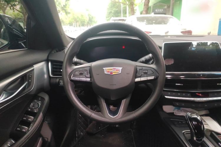 Used Cadillac CT5 2023 28T Luxury Edition (Standard Version) Steering Wheel