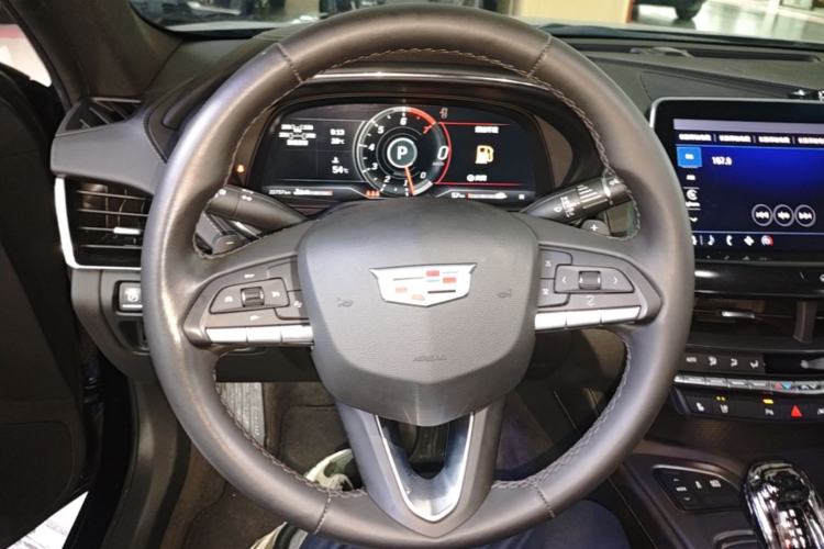 Used Cadillac CT5 2023 28T Luxury Edition (Standard Version) Steering Wheel