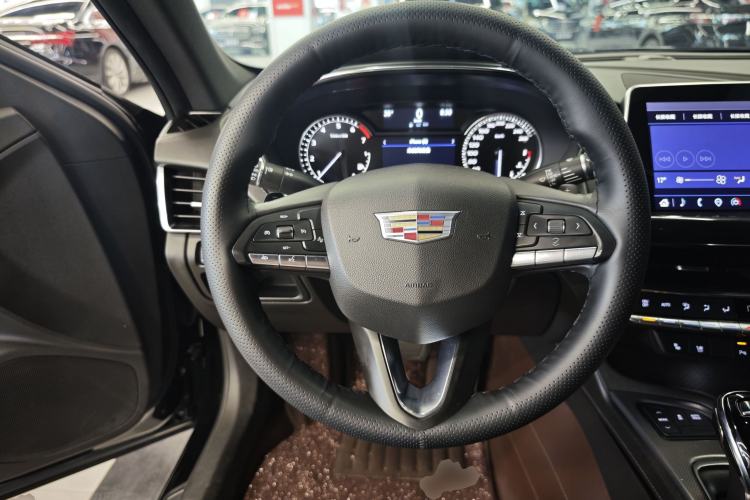 Used Cadillac CT5 2023 28T Prestige Model Steering Wheel