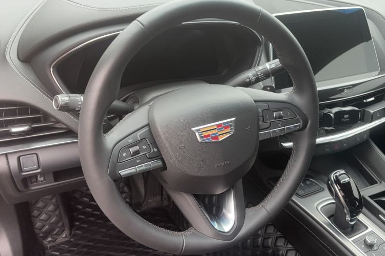 Used Cadillac CT5 2023 28T Luxury Edition (Standard Version) Steering Wheel