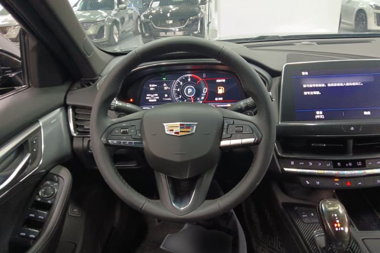 Used Cadillac CT5 2023 28T Luxury Edition (Standard Version) Steering Wheel