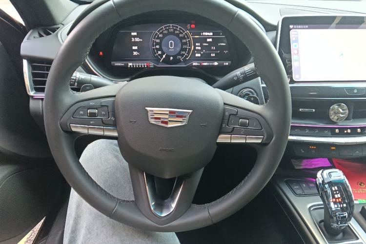 Used Cadillac CT5 2023 28T Luxury Edition (Standard Version) Steering Wheel
