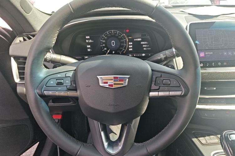 Used Cadillac CT5 2023 28T Luxury Edition (Standard Version) Steering Wheel