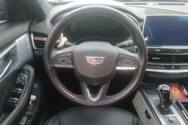 Used Cadillac CT5 2023 28T Luxury Edition (Standard Version) Steering Wheel