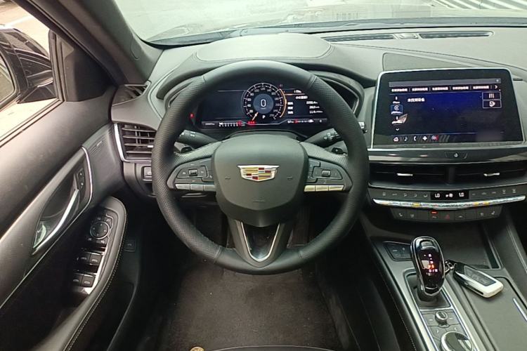 Used Cadillac CT5 2023 28T Luxury Edition (Standard Version) Steering Wheel