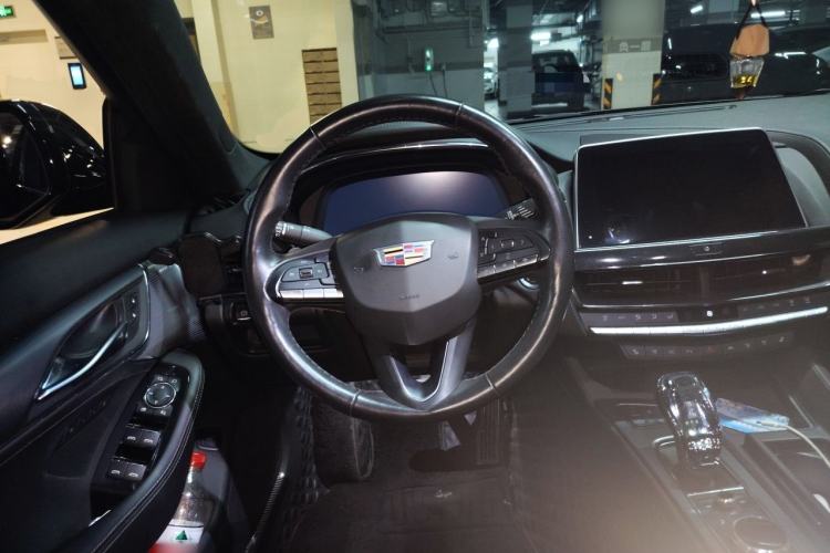 Used Cadillac CT5 2023 28T Prestige Model Steering Wheel