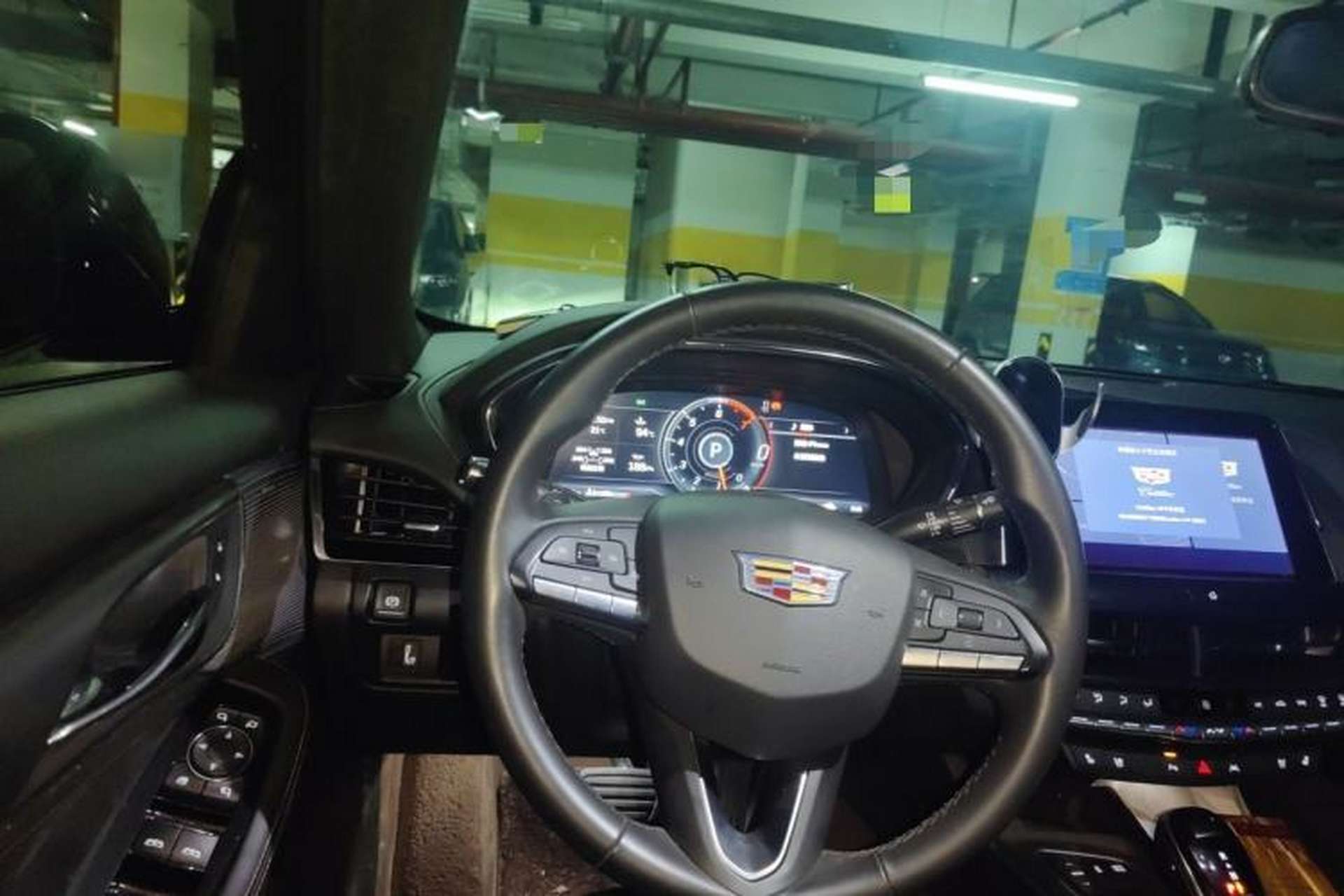 Used Cadillac CT5 2023 28T Luxury Edition (Standard Version) Steering Wheel