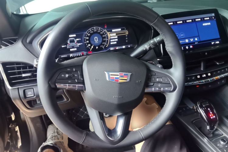 Used Cadillac CT5 2023 28T Luxury Edition (Standard Version) Steering Wheel