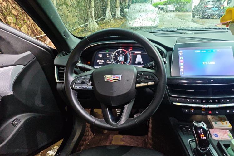 Used Cadillac CT5 2023 28T Luxury Edition (Standard Version) Steering Wheel