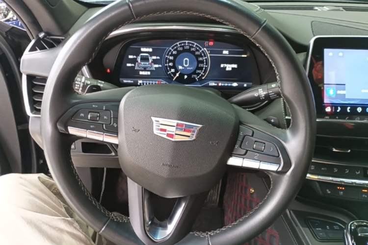 Used Cadillac CT5 2023 28T Luxury Edition (Standard Version) Steering Wheel