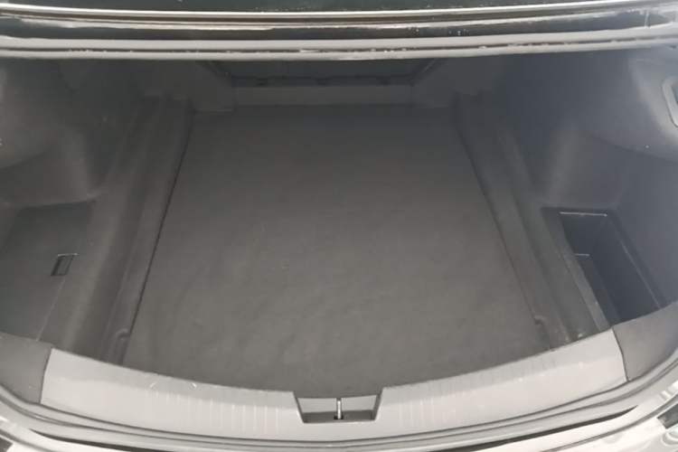 Used Cadillac CT5 2023 28T Luxury Edition (Standard Version) Trunk