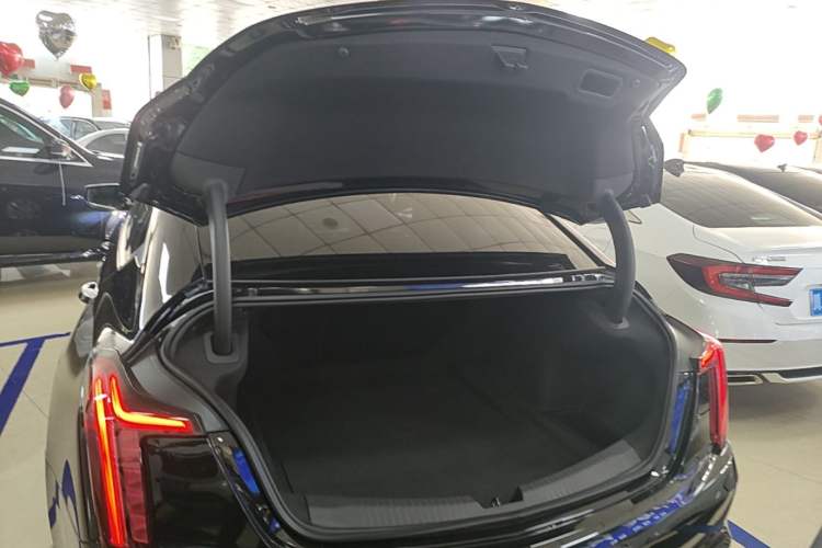 Used Cadillac CT5 2023 28T Luxury Edition (Standard Version) Trunk