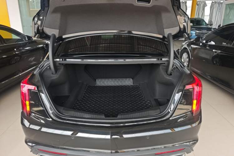 Used Cadillac CT5 2023 28T Luxury Edition (Standard Version) Trunk