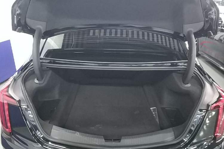 Used Cadillac CT5 2023 28T Luxury Edition (Standard Version) Trunk