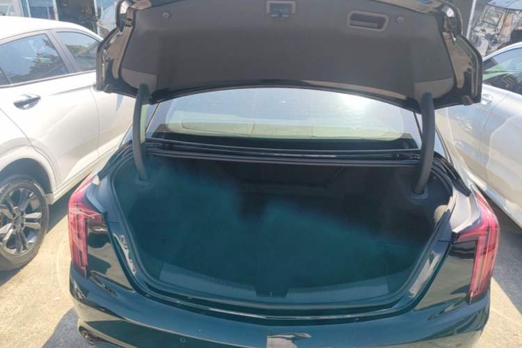 Used Cadillac CT5 2023 28T Luxury Edition (Standard Version) Trunk