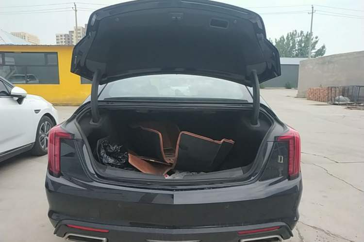 Used Cadillac CT5 2023 28T Luxury Edition (Standard Version) Trunk