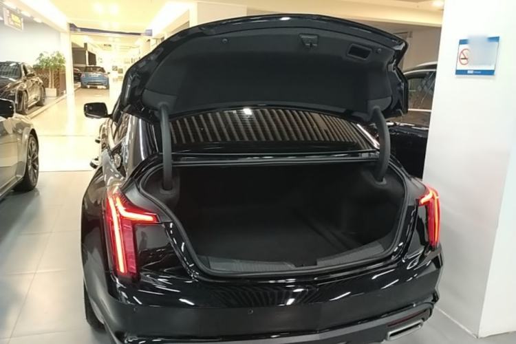 Used Cadillac CT5 2023 28T Platinum Edition Trunk