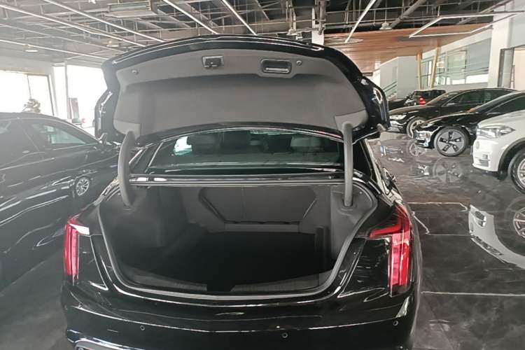 Used Cadillac CT5 2023 28T Luxury Edition (Standard Version) Trunk