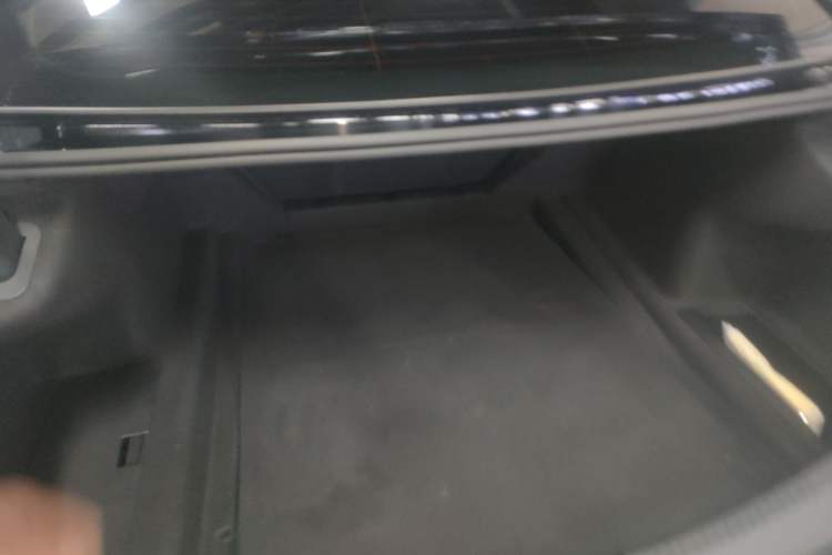 Used Cadillac CT5 2023 28T Luxury Edition (Standard Version) Trunk