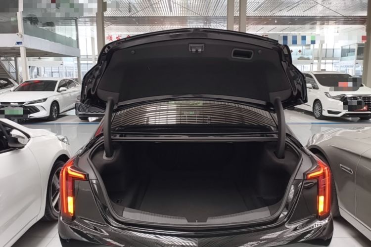 Used Cadillac CT5 2023 28T Luxury Edition (Standard Version) Trunk