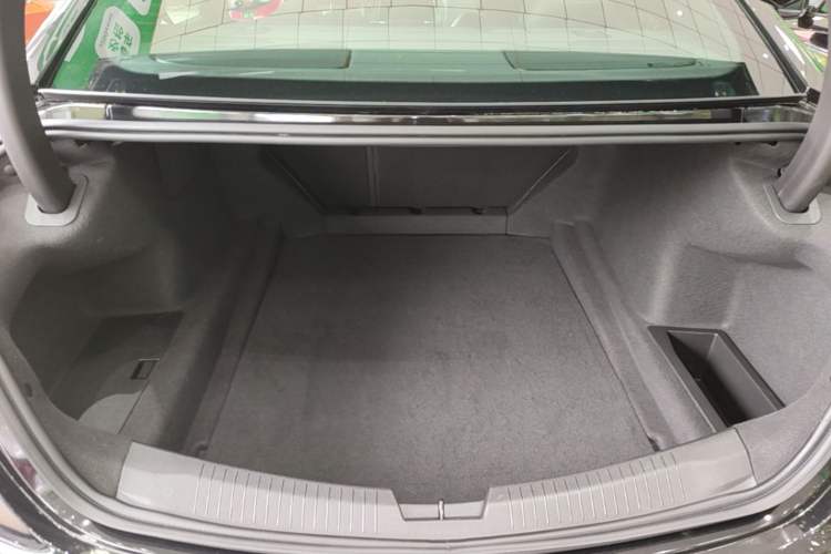 Used Cadillac CT5 2023 28T Prestige Model Trunk