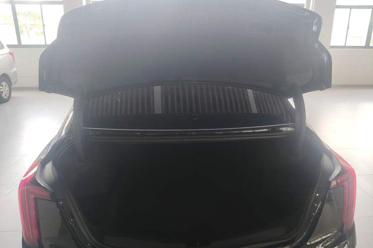 Used Cadillac CT5 2023 28T Luxury Edition (Standard Version) Trunk
