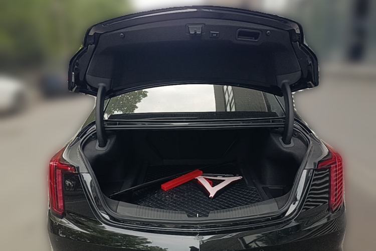 Used Cadillac CT5 2023 28T Luxury Edition (Standard Version) Trunk