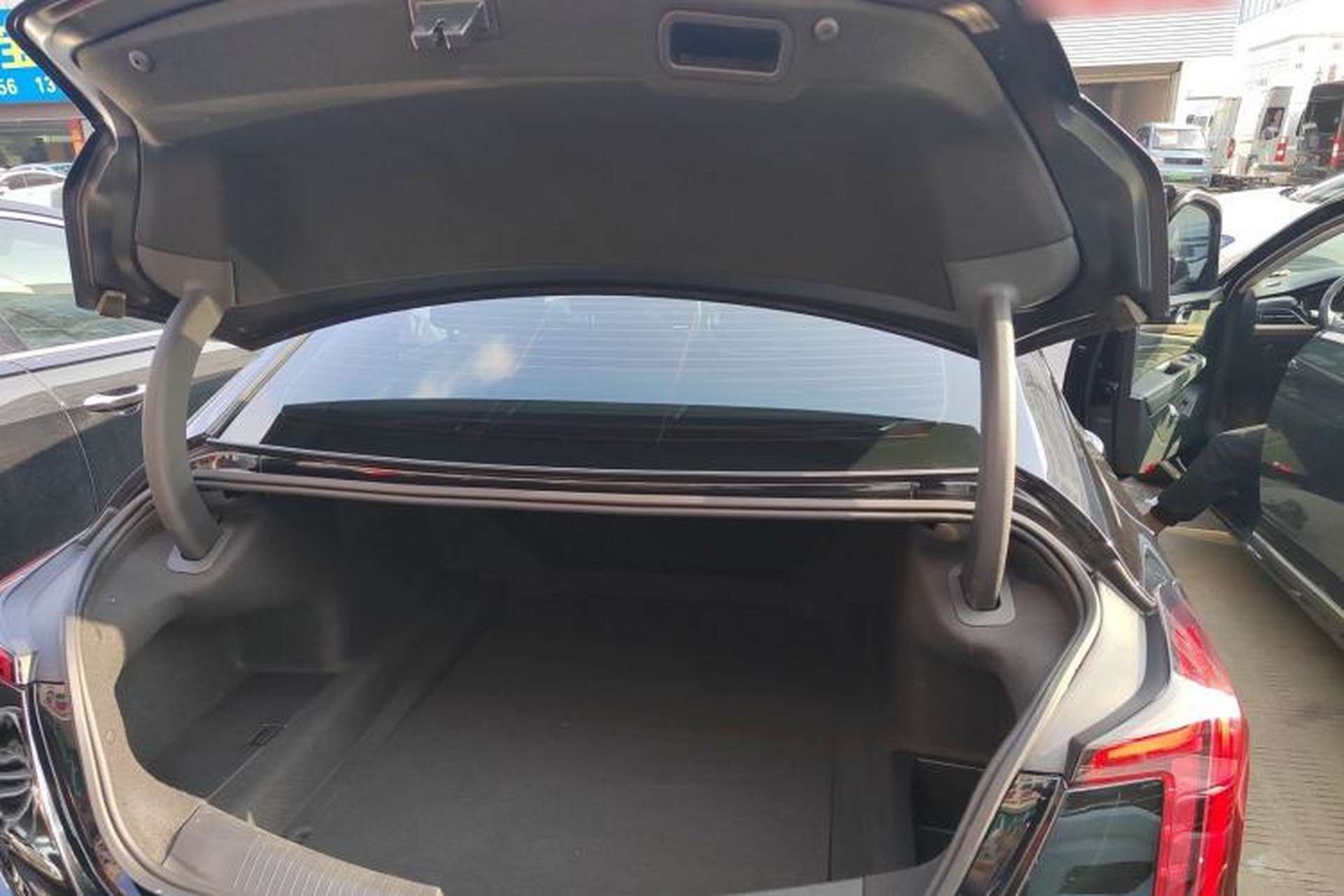 Used Cadillac CT5 2023 28T Luxury Edition (Standard Version) Trunk