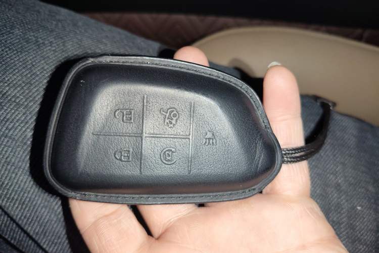 Used Cadillac CT5 2023 28T Prestige Model Vehicle Key