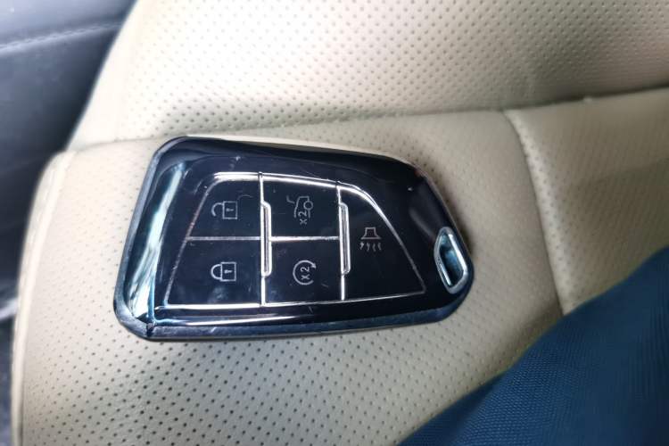 Used Cadillac CT5 2023 28T Prestige Model Vehicle Key