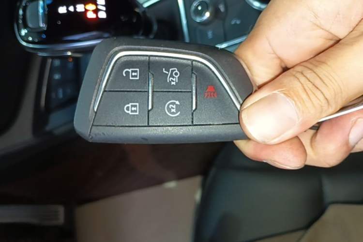 Used Cadillac CT5 2023 28T Prestige Model Vehicle Key