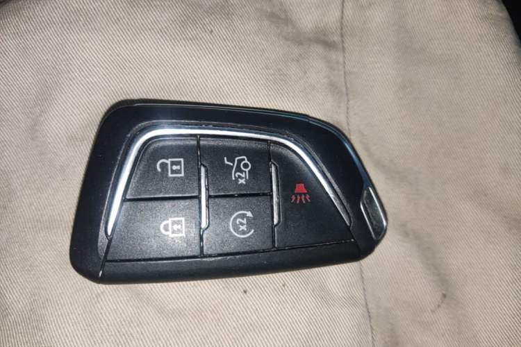 Used Cadillac CT5 2023 28T Platinum Edition Vehicle Key