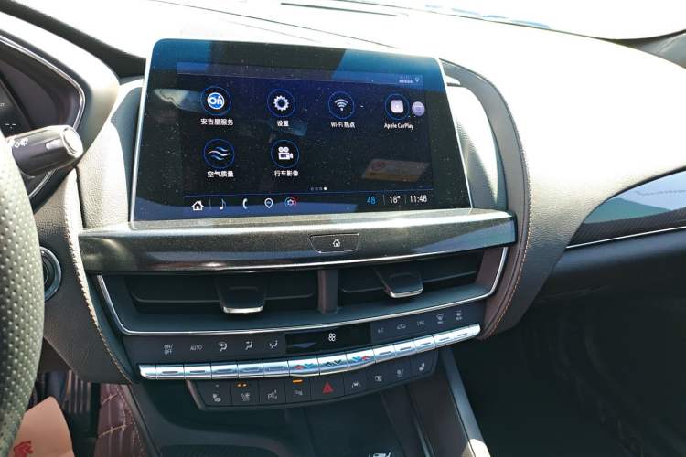 Used Cadillac CT5 2023 28T Platinum Edition Audio And AC Panel