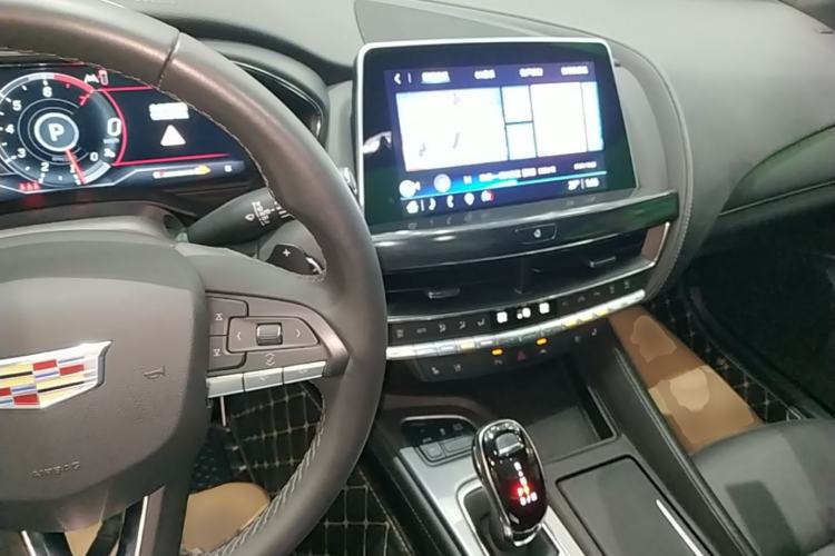 Used Cadillac CT5 2023 28T Luxury Edition (Standard Version) Center Console