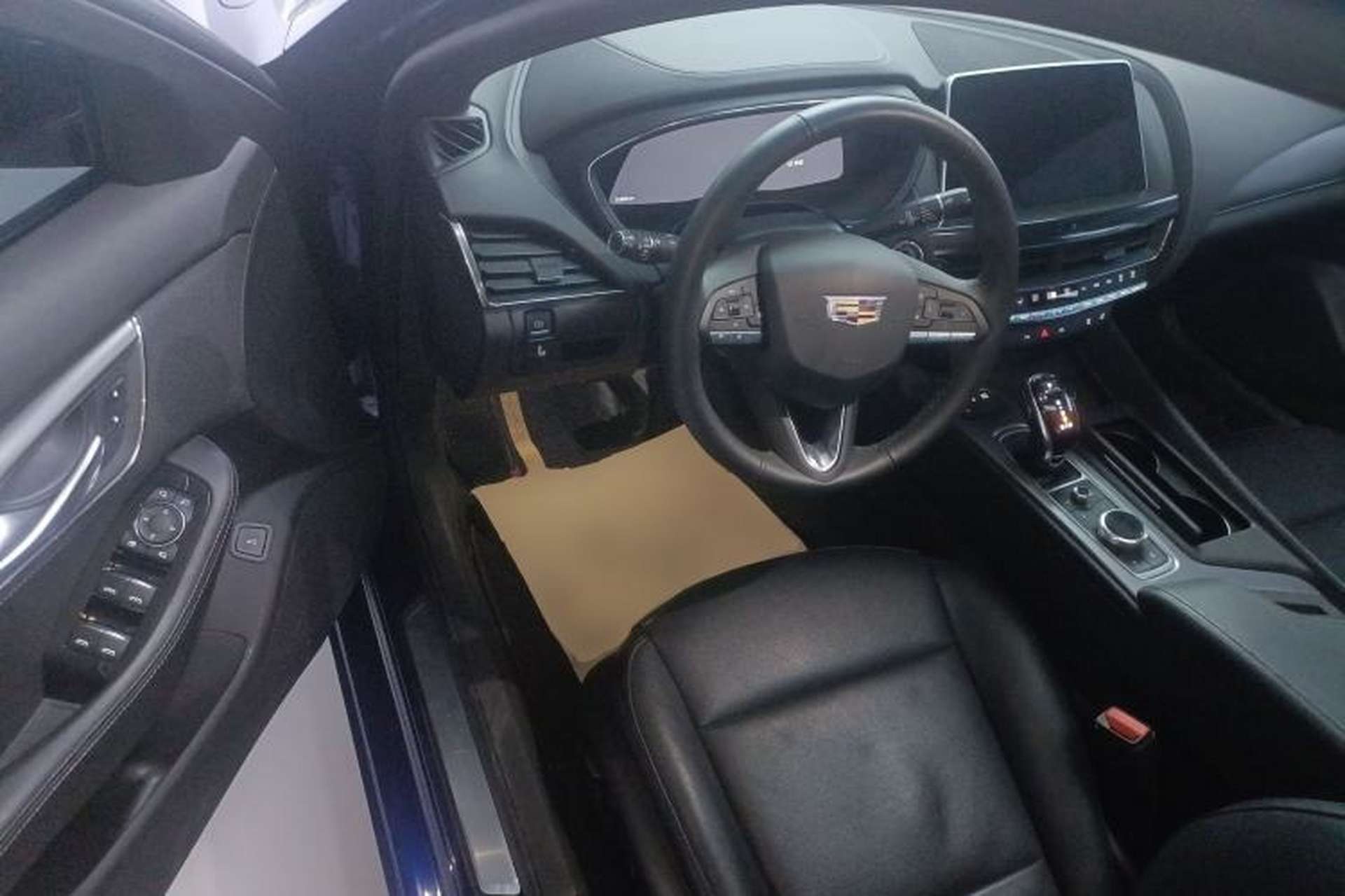 Used Cadillac CT5 2023 28T Luxury Edition (Standard Version) Driver Seat