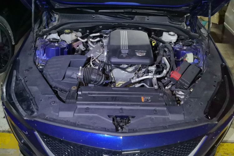 Used Cadillac CT5 2023 28T Prestige Model Engine Bay