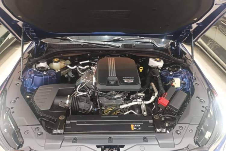 Used Cadillac CT5 2023 28T Luxury Edition (Standard Version) Engine Bay