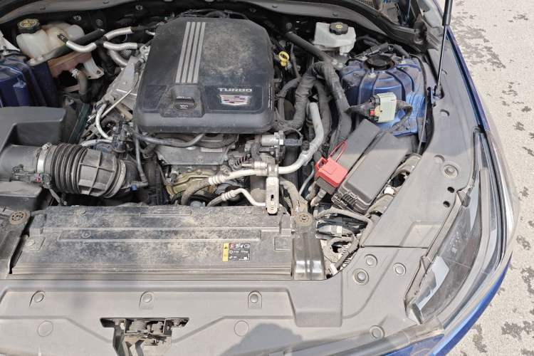 Used Cadillac CT5 2023 28T Luxury Edition (Standard Version) Engine Bay Left