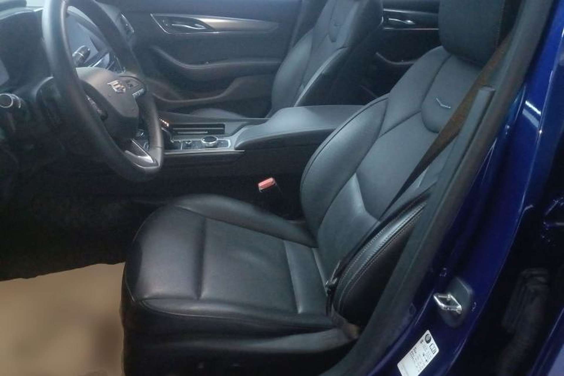 Used Cadillac CT5 2023 28T Luxury Edition (Standard Version) Left Front Seat